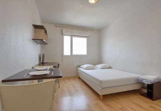 Renovated in residence Studio