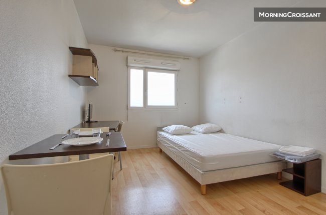 Renovated in residence Studio