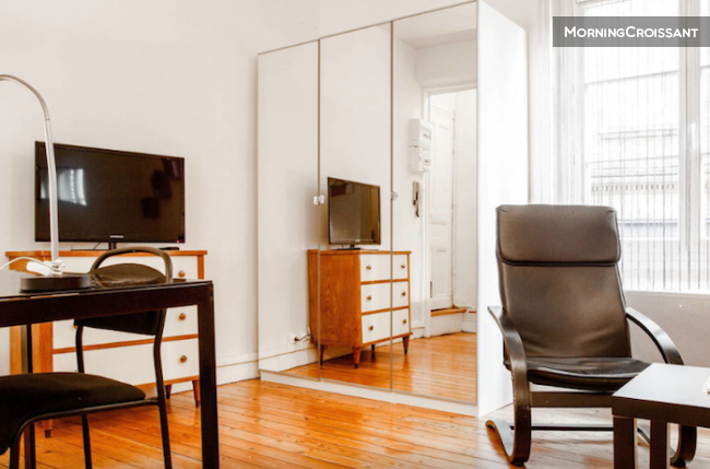 1BR renovated & furnished center