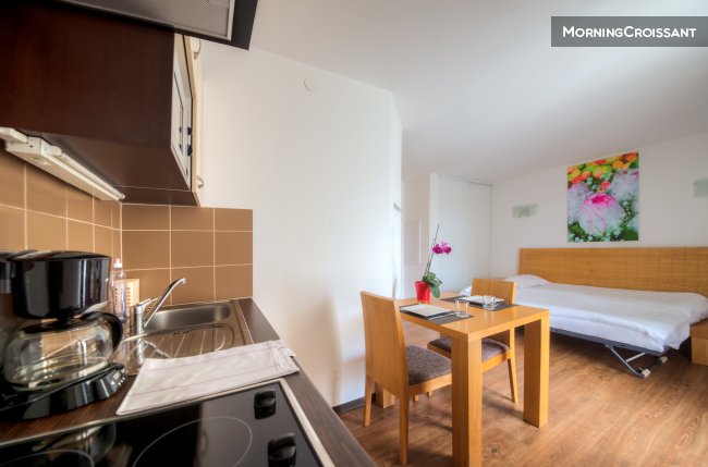 Modern and confortable studio