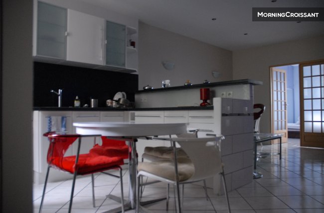 Nice apt 52 m2, Closed to old Lyon