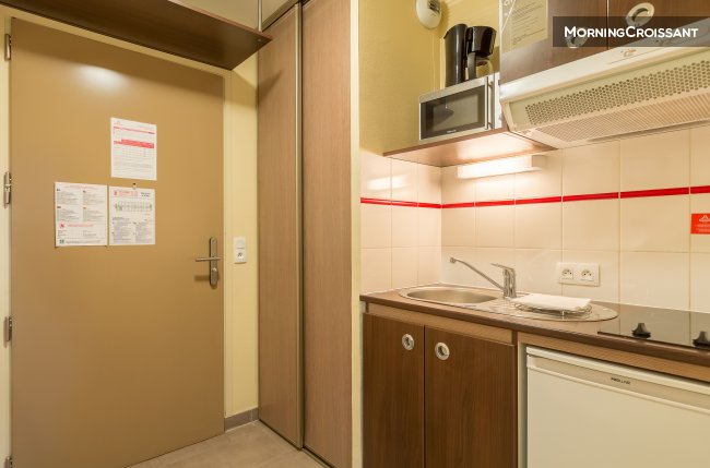 Furnished studio near Guyancourt