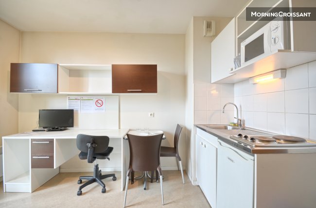 Nice furnished flat for 2
