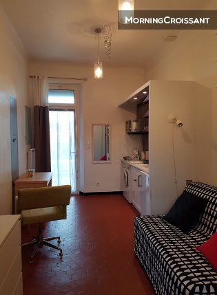 Studio furnished with terrace