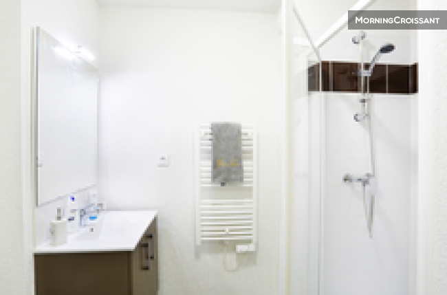 New furnished studio in town centre
