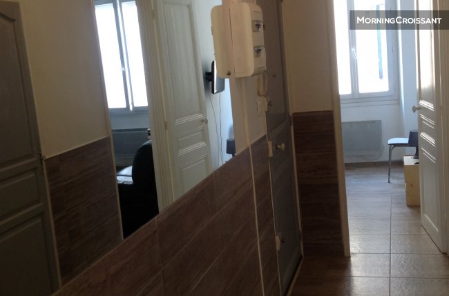 Furnished 3 br flat 55 sqm Toulon 