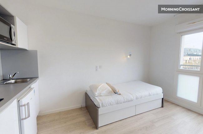 New studio near Paris - Students