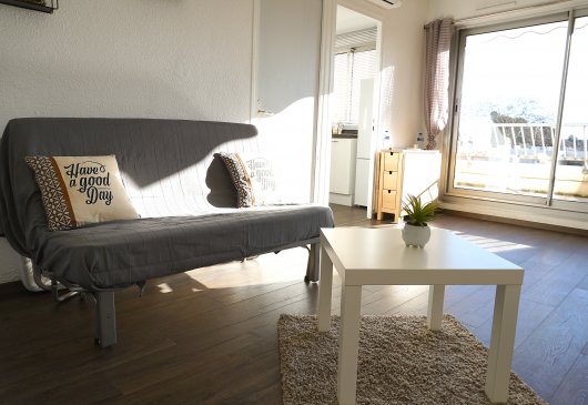 Cozy apartment with terrace & parki