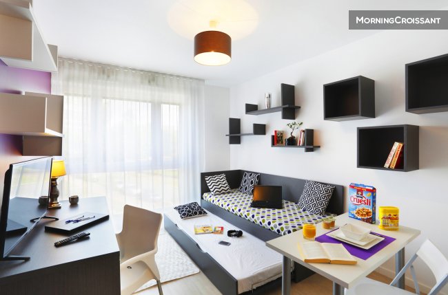 Apartment close to RER D/Metro 8