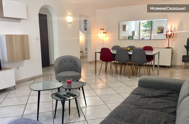 85sqm with 70sqm garden with trees