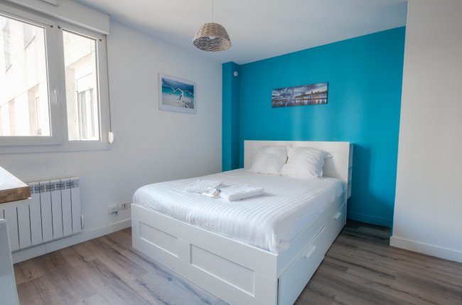 Charming modern and bright studio