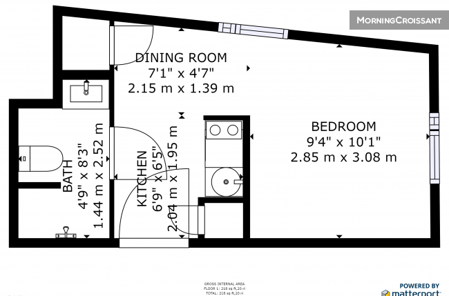 Studio in service residence
