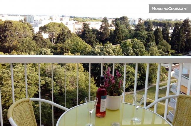 1BR near tram des Arceaux