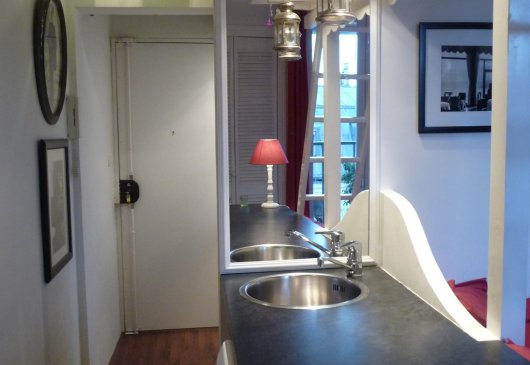 Love nest with balcony