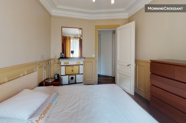 2 BDR apartment Montmartre