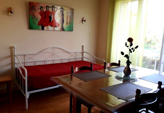 Apartment 70 Sqm clean bright calm