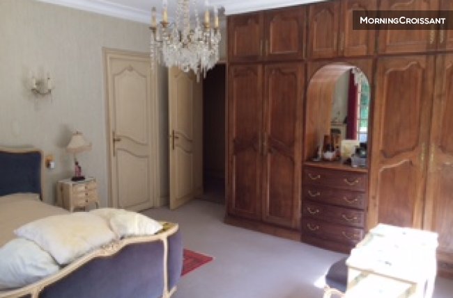 Studio of 50 sqm in house