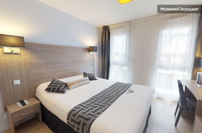 Comfortable studio with double bed