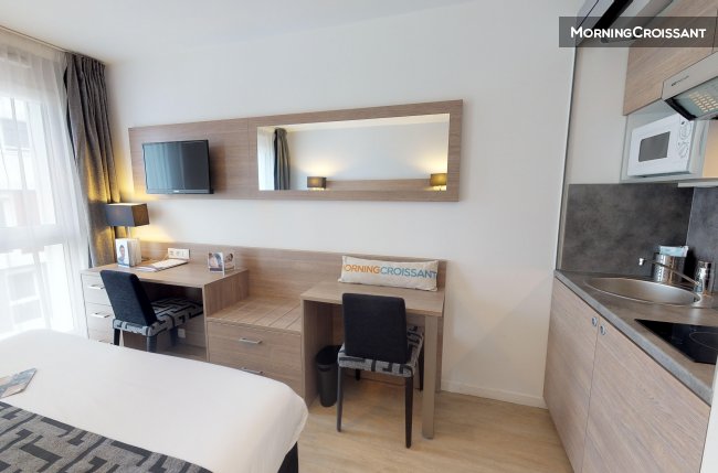 Comfortable studio with double bed