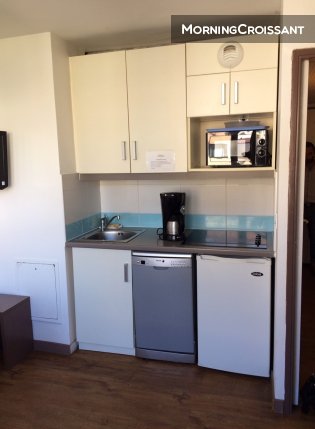 1 bedroom flat with swimming pool