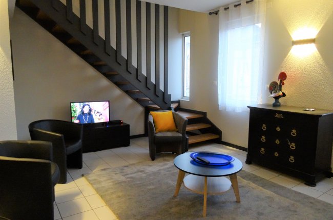 Pleasant T3 duplex in St. Cyprien