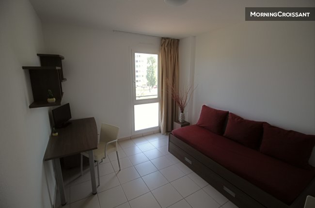 Fully equipped studio Toulon