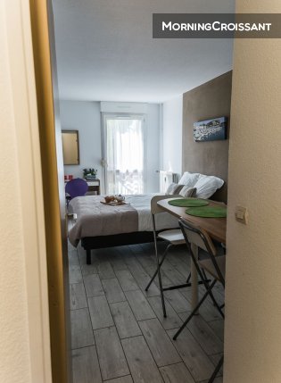 Studio Double Bed