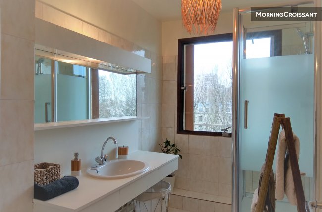Budget apart with parking and balco
