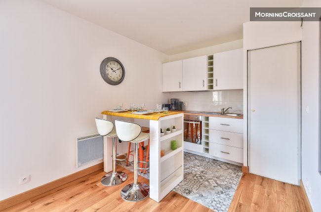 Chic flat with parking - The river