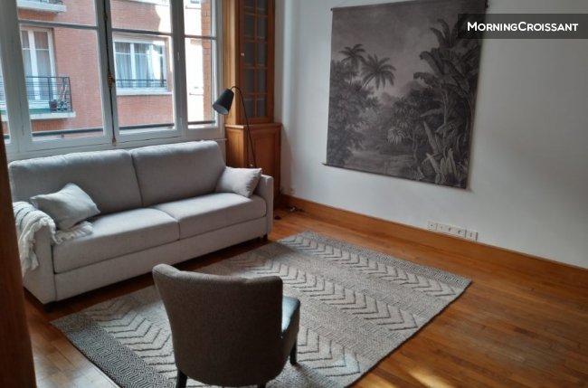 Chic studio in Auteuil