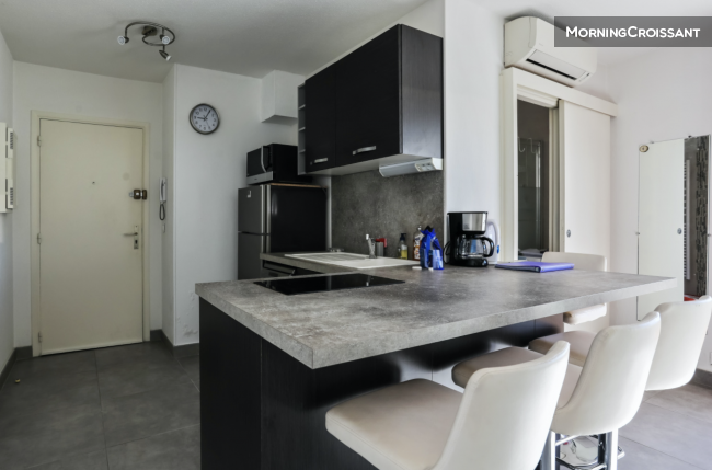 Modern studio in Juan les Pins