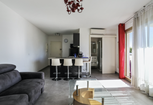 Modern studio in Juan les Pins