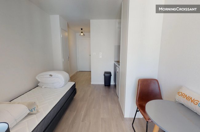 Fully equipped studio