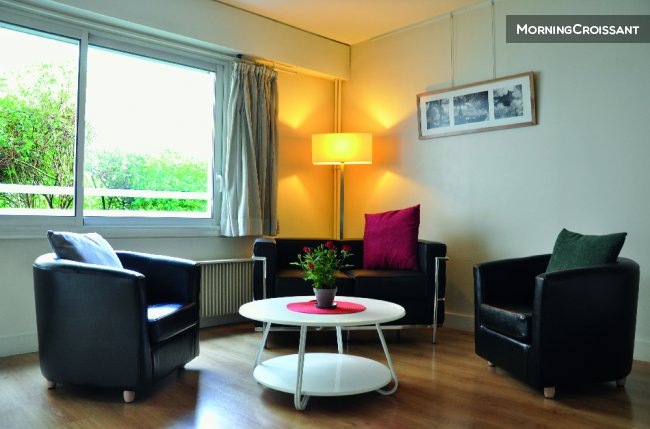 Superb studio 40 m2 garden level