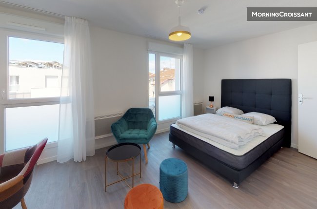 Fully equipped loft in residence
