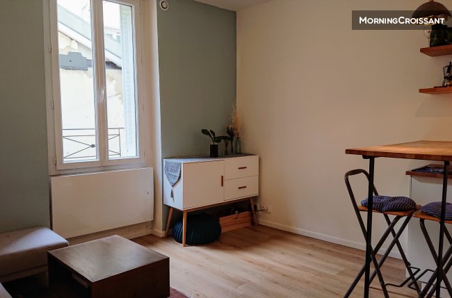 Living on Levis, one bedroom