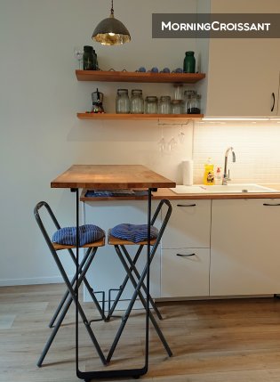 Living on Levis, one bedroom