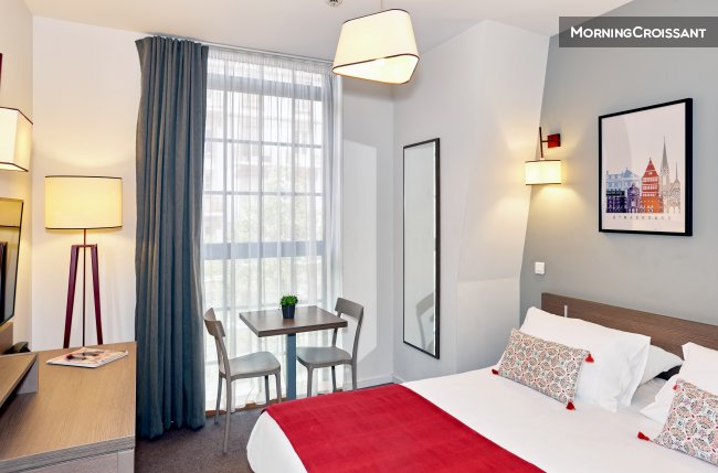 Nice studio with hotel services