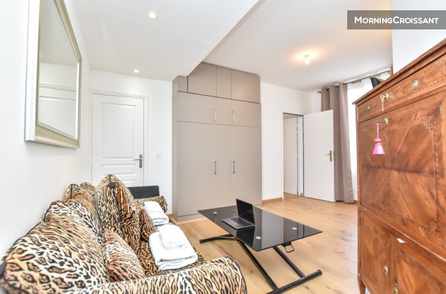 Flat for 4 people / Golden Triangle