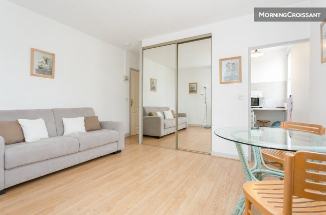 Studio 25m2 close to the centre