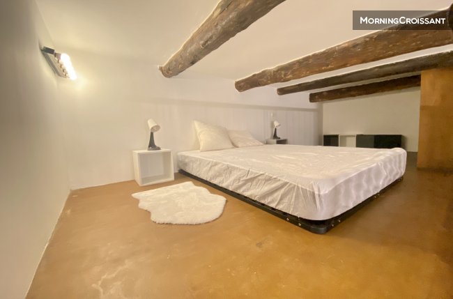Old Port 25m2 + furnished mezzanine