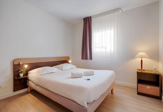 Student -Fully equipped studio