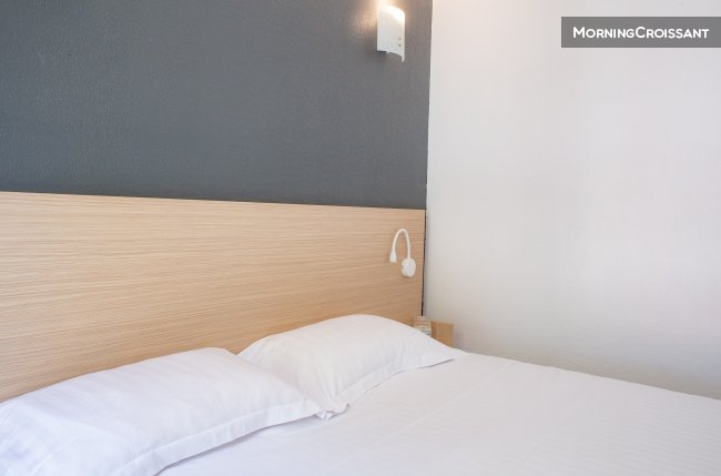 1BR apt for 4 people with pool