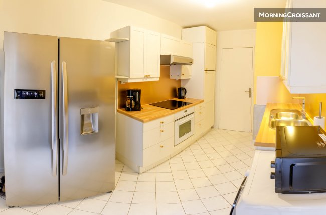 Room in Shared flat in Evry