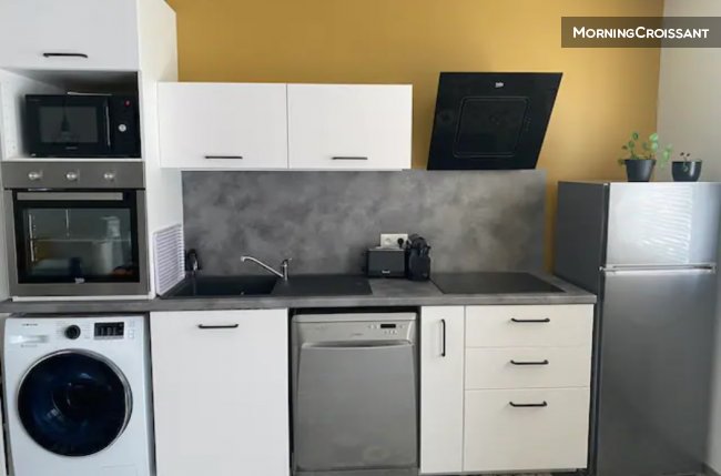 Charming 2 room flat refurbished