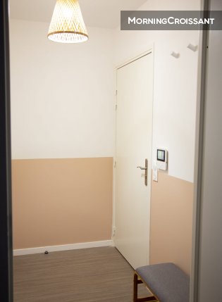 Furnished F3 + parking near Paris
