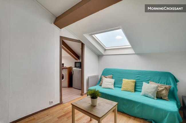 Furnished studio 2min from metro