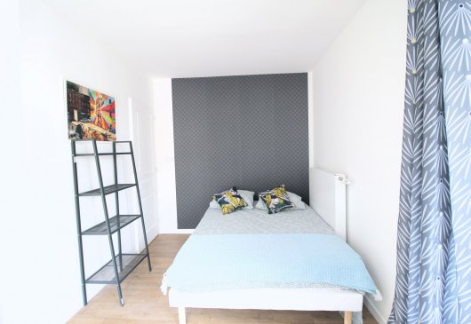Large and bright bedroom - 15m².
