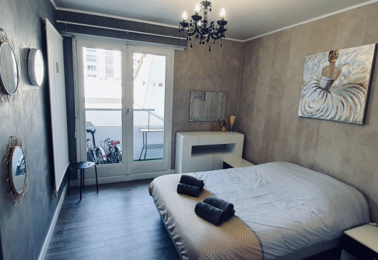 Studio 20m2 centre with balcony