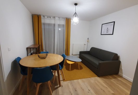 The square apartment